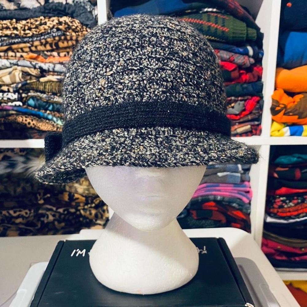 VINTAGE Y2k TWEED FEDORA KNIT HAT